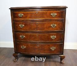 Burr Walnut and Mahogany Chest of Drawers / Bow Fronted