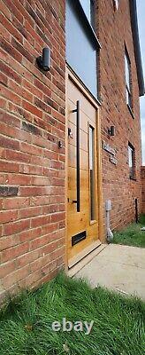 Modern Solid Oak Front Door And Frame With Build In Side Light