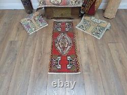 Red Rug, Wool Rug, Turkish Rug, Vintage Rug, Small Rug, Front Door Rug, Runner