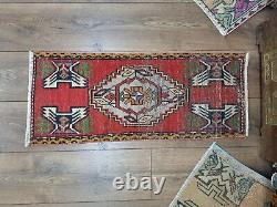 Red Rug, Wool Rug, Turkish Rug, Vintage Rug, Small Rug, Front Door Rug, Runner