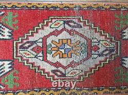 Red Rug, Wool Rug, Turkish Rug, Vintage Rug, Small Rug, Front Door Rug, Runner