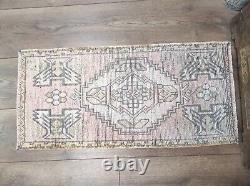 Turkish Rug, Vintage Rug, Handmade Rug, Small Area Rug, Front Door Rug, Wool Rug