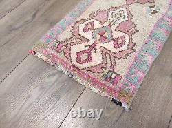 Turkish Rug, Vintage Rug, Wool Rug, Handmade Rug, Front Door Rug, Small Area Rug