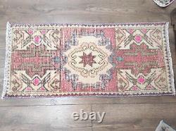 Wool Rug, Turkish Rug, Handmade Rug, Kitchen Rug, Front Door Rug, Vintage Rug