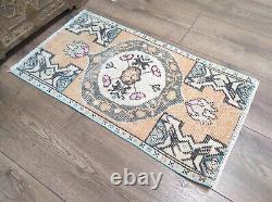 Wool Rug, Turkish Rug, Vintage Rug, Front Door Rug, Living Room Rug, Small Rug